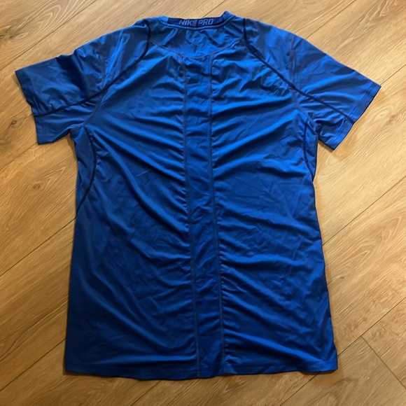 Men’s Large Nike Pro Dri-Fit T-Shirt, Blue, lightly worn - Picture 4 of 5